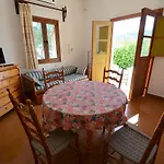 Madoupa Beach Apartments