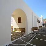 Madoupa Beach Apartments