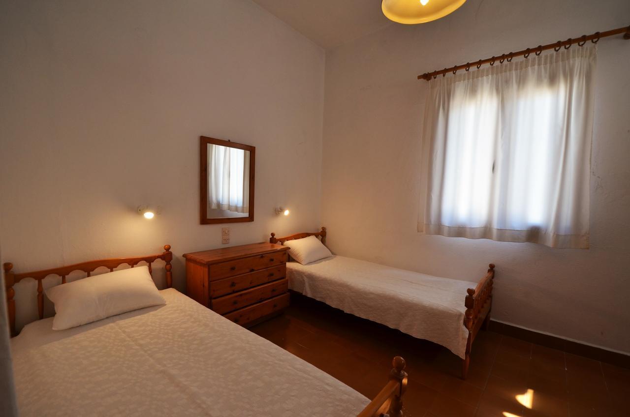 Madoupa Ornos (Mykonos)